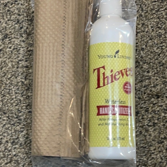 COPY - Young Living NWT Thieves waterless hand sanitizer